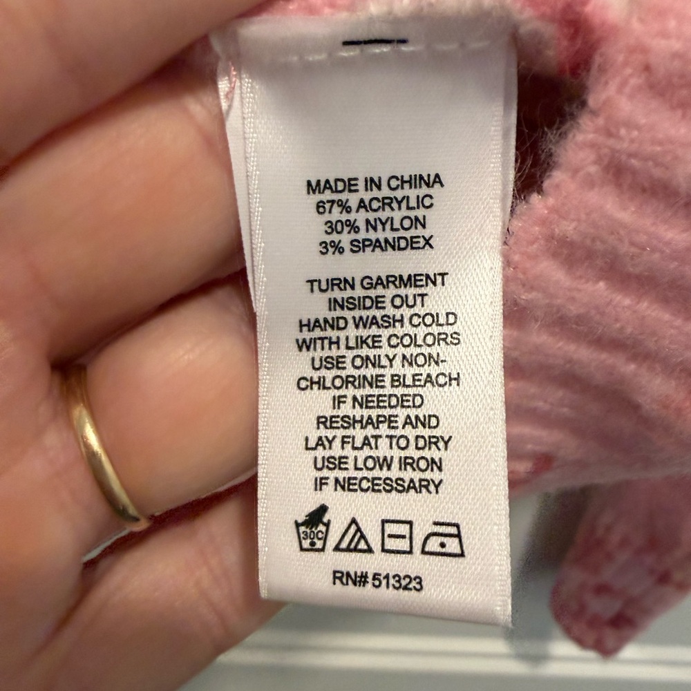 CeCe Pink Knit Sweater large - Picture 8 of 9